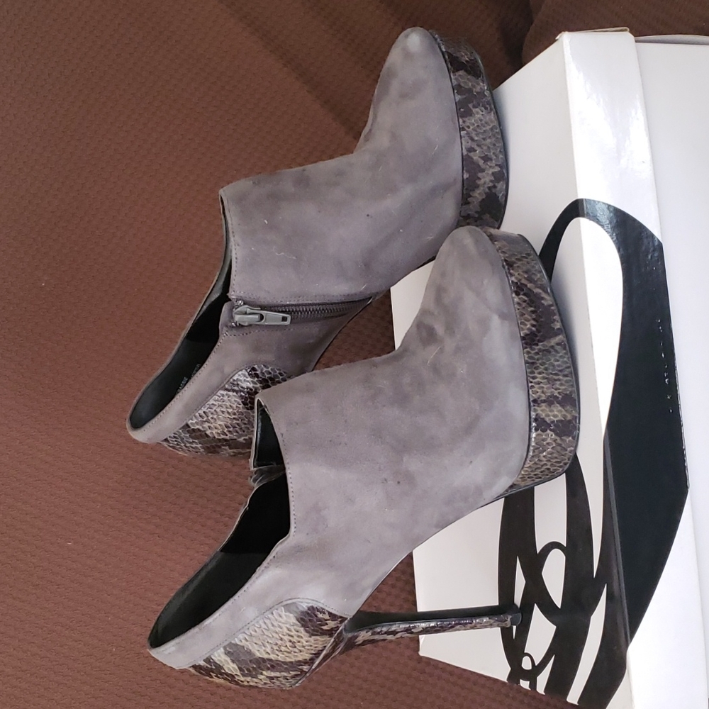 Nine west gray high heeled boots